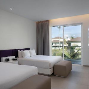 Standard Guest room 2 Queen Garden view